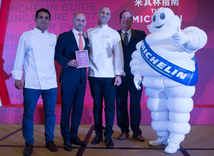 Joel Robuchon Restaurant maintains its stars this year