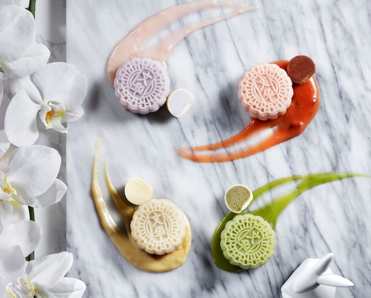 11Assorted Snow Skin Mooncake Selection