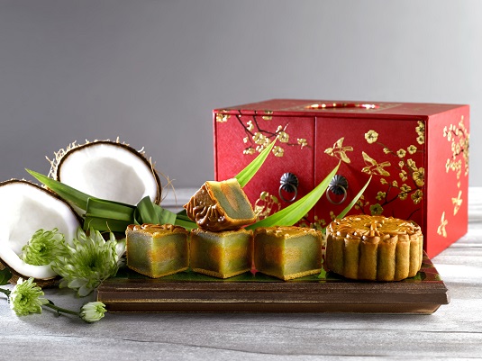 1Pandan with Coconut Baked Mooncakes