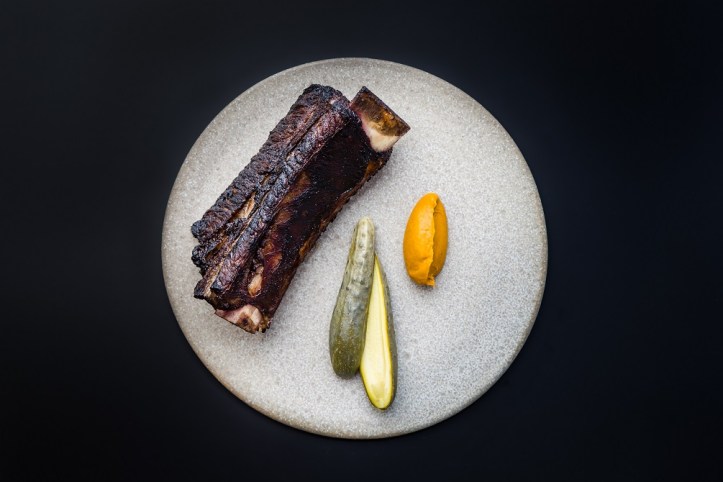 Blackwattle_Grilled beef short rib_ carrot _ kelp puree_ dill pickled cucumber