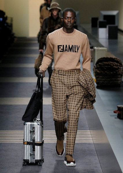 06_FENDI_MEN_FW_18-19