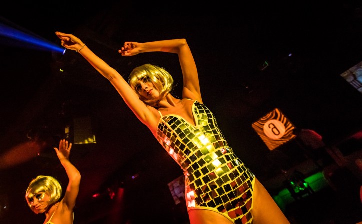 Amber Lounge - Dancers