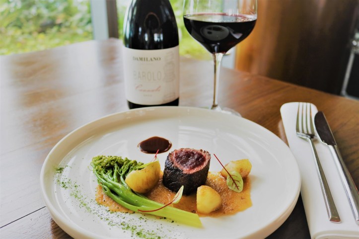 pan roasted venison oven baked quince apple broccoli with wine