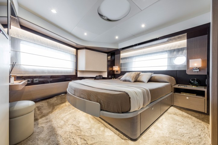 Absolute_Navetta48_03