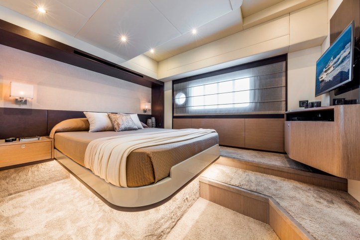 Absolute_Navetta48_04