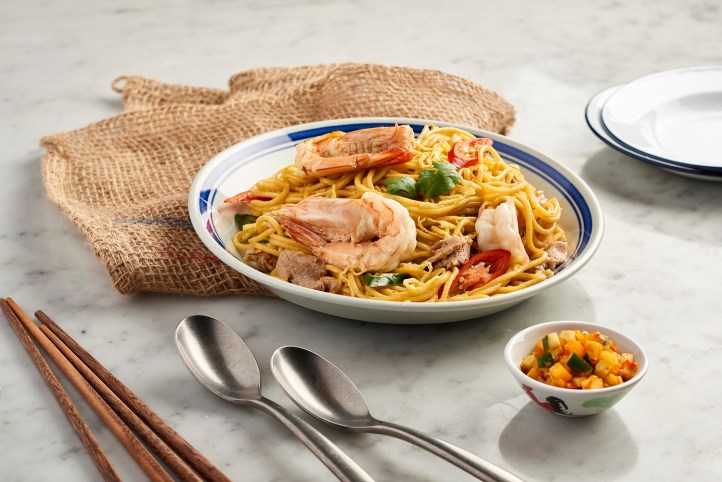 Eurasian_Birthday_Noodles