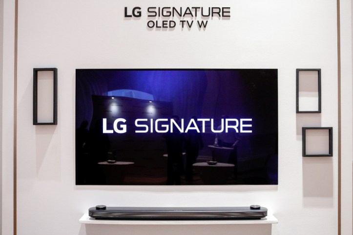 LG-SIGNATUREs-Event-149