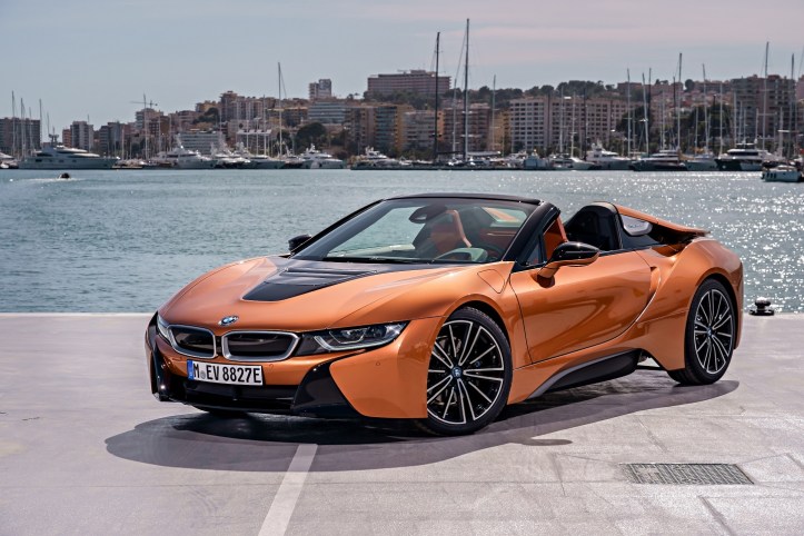 P90301919_highRes_bmw-i8-roadster-04-2