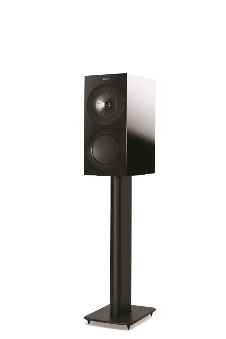 R3_Black_SideFront_final_3