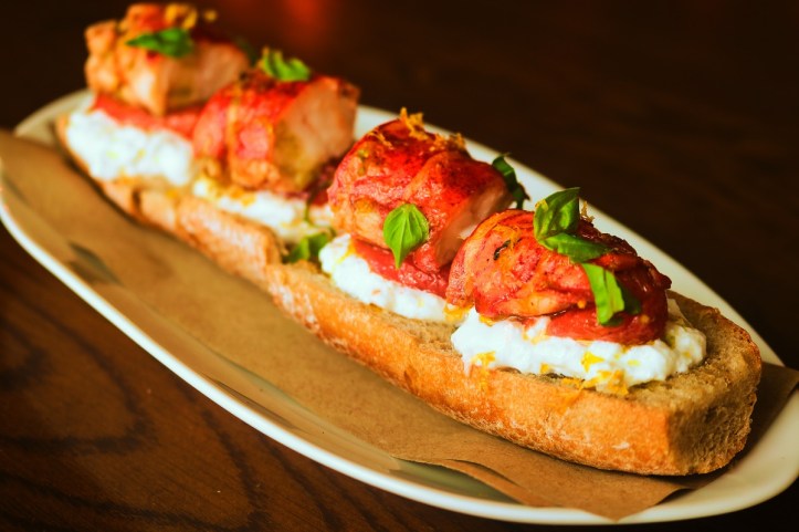 astice – burrata – pomodoro – limone