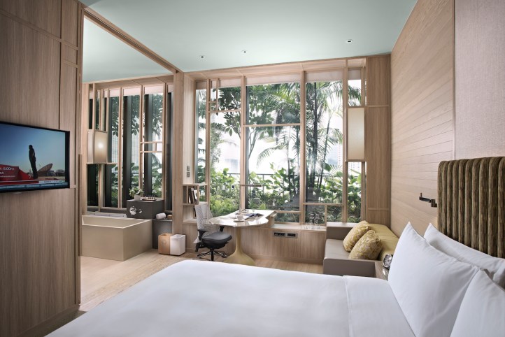 18. PARKROYAL on Pickering Deluxe Room