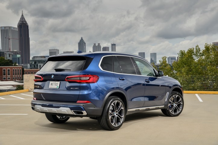 p90325470_highres_the-new-bmw-x5-xdriv