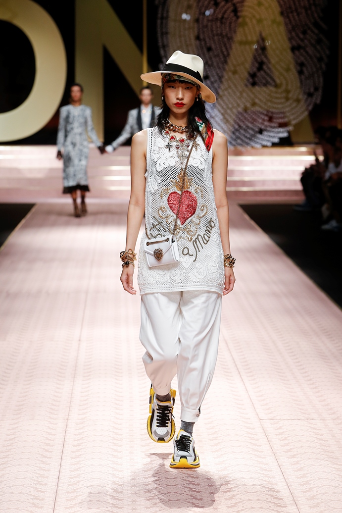 Dolce&Gabbana_Woman's fashion show_SS19 (11)