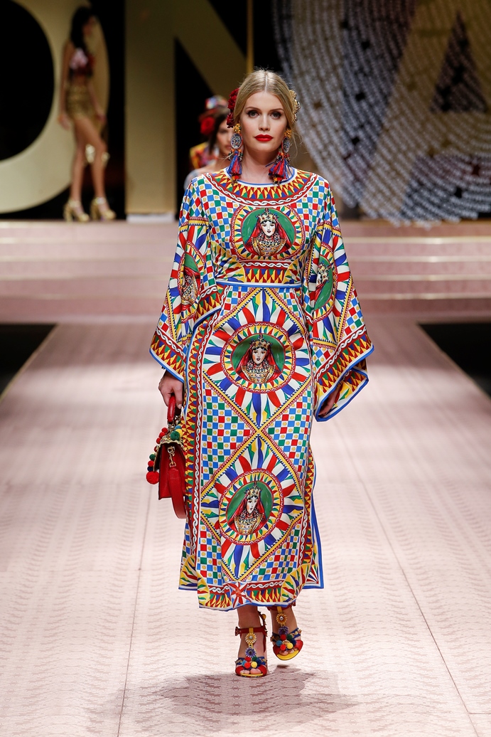 Dolce&Gabbana_Woman's fashion show_SS19 (13)