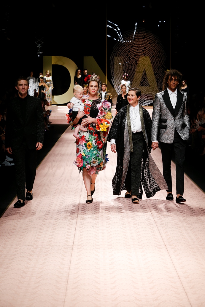 Dolce&Gabbana_Woman's fashion show_SS19 (4)