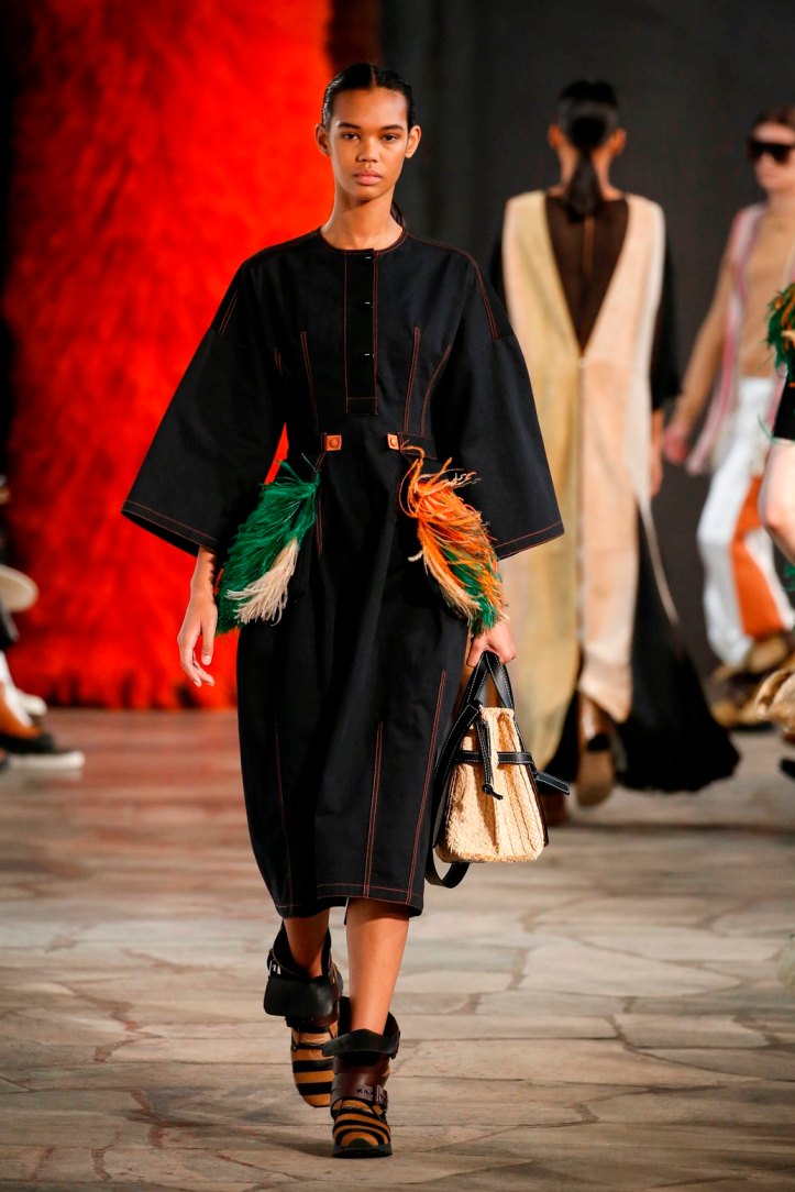 Loewe_SS19_Look_17