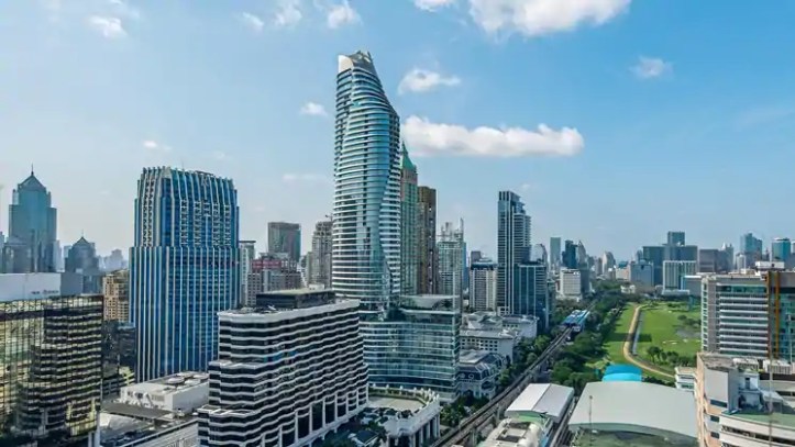 WA_extday1_745x420_FitToBoxSmallDimension_LowerCenter