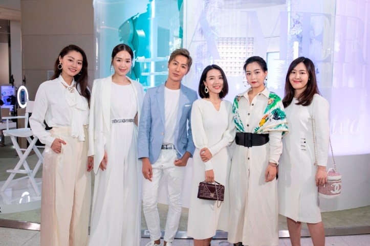 Mr. Perry Liu and top tier local and Asia Pacific influencers