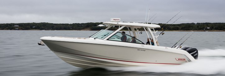 Boston-Whaler-320-Vantage-Gallery-Header.jpg