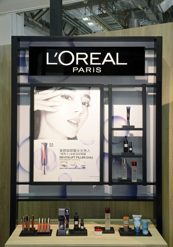 L'Oreal TFWA Booth_Product Panel.JPG