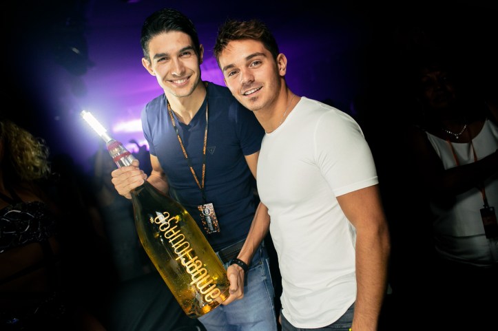 Amber Lounge Singapore - Party atmosphere (1).jpg