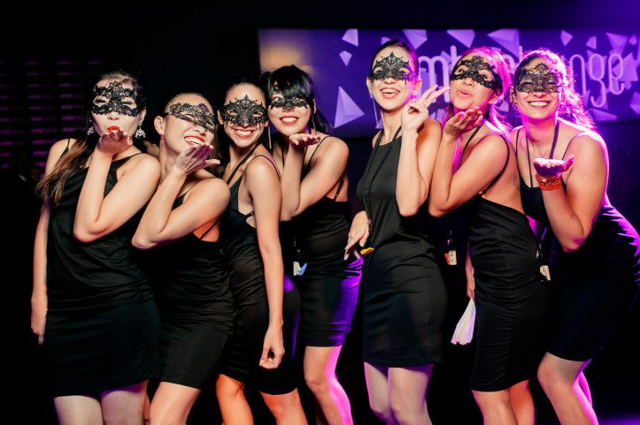 Amber Lounge Singapore - Party atmosphere.jpg