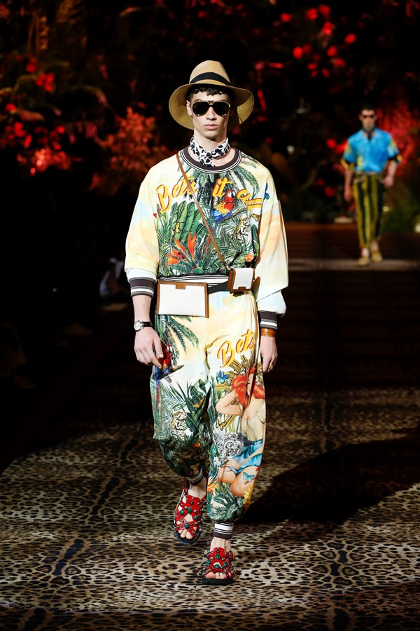 Dolce&amp;Gabbana Men's Fashion Show Spring-Summer 2020 (97)