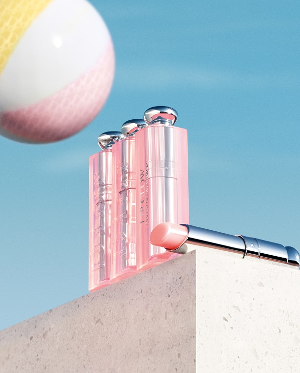 F657 SUMMER 19 P11C LIPGLOW_CROP_SW_F39