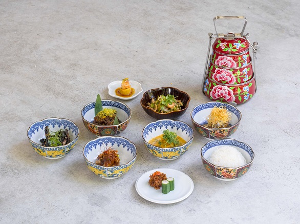 Candlenut - Ah Ma Kase Set.jpg