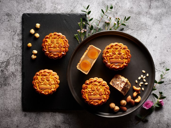 Jiang-Nan Chun - Baked Mooncake.jpg