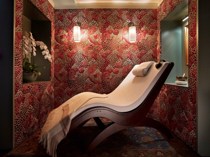 Maxwell-Singapore-Relaxation_Room