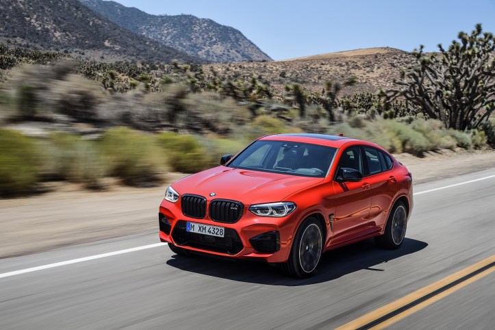P90334556_highRes_the-all-new-bmw-x4-m