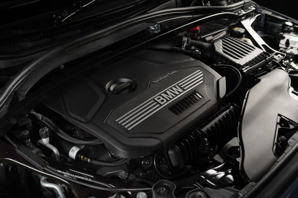 P90363238_lowRes_the-all-new-bmw-1-se