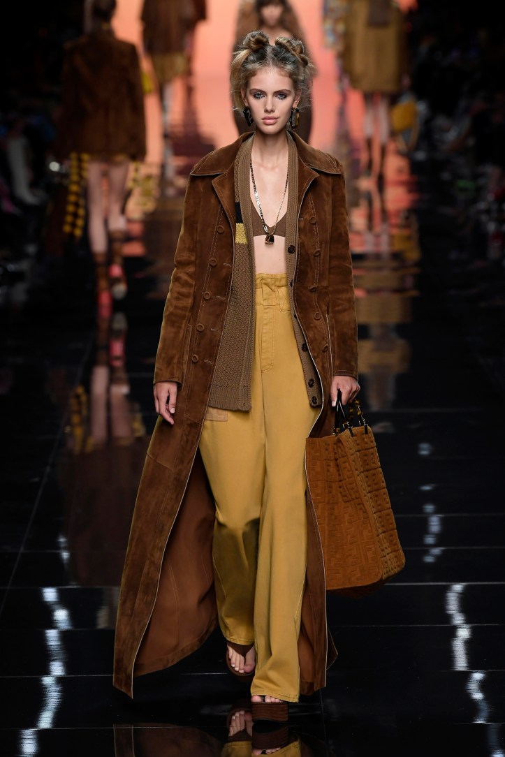 14_FENDI _WOMAN_SS_20