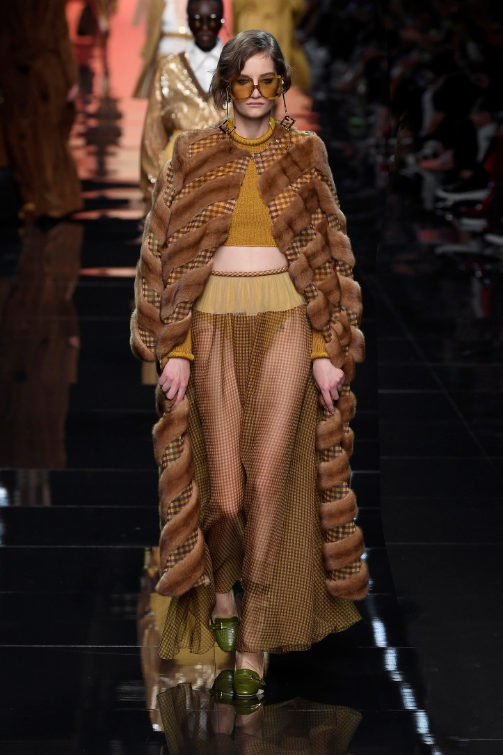 16_FENDI _WOMAN_SS_20