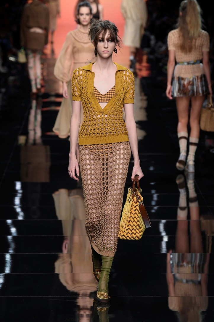28_FENDI _WOMAN_SS_20