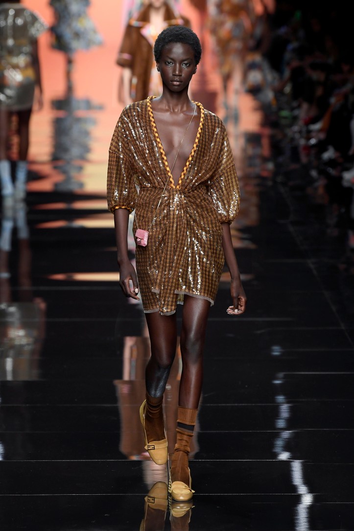 39_FENDI _WOMAN_SS_20