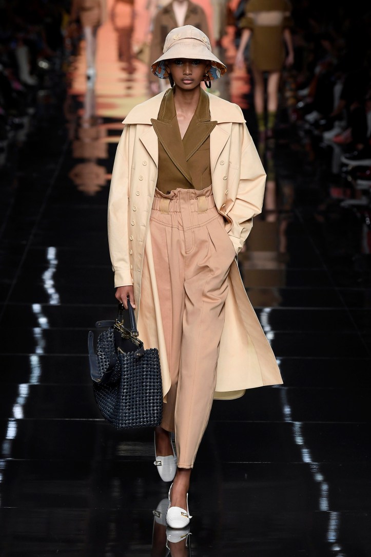 25_FENDI _WOMAN_SS_20