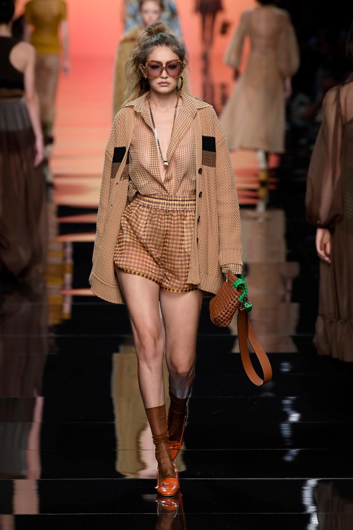 32_FENDI _WOMAN_SS_20