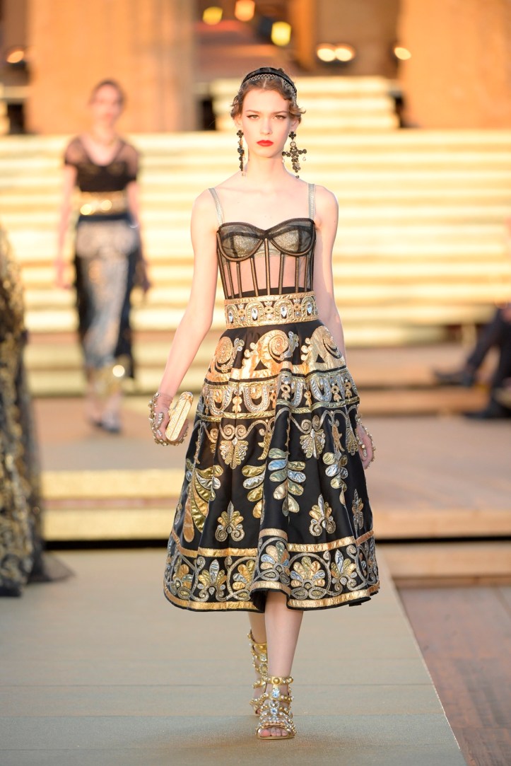 Dolce&amp;Gabbana_Alta Moda_Agrigento_2019_Runway (13)