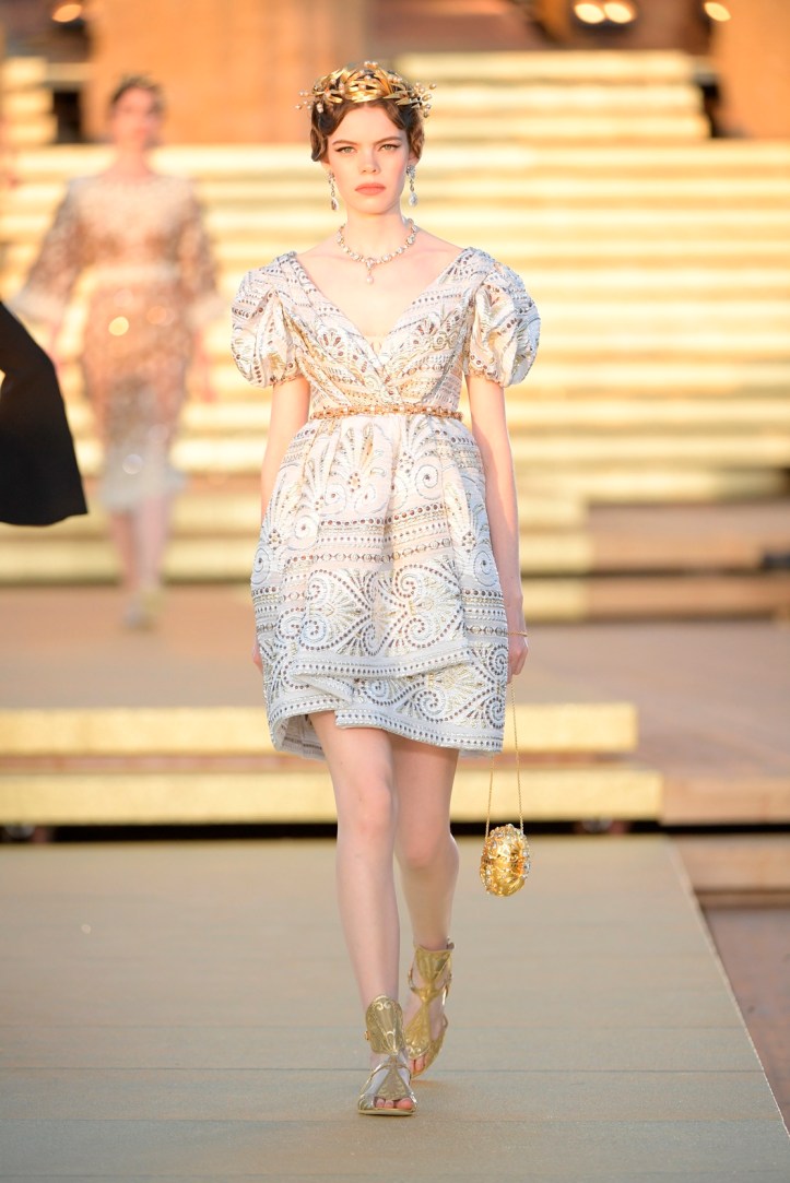 Dolce&amp;Gabbana_Alta Moda_Agrigento_2019_Runway (16)