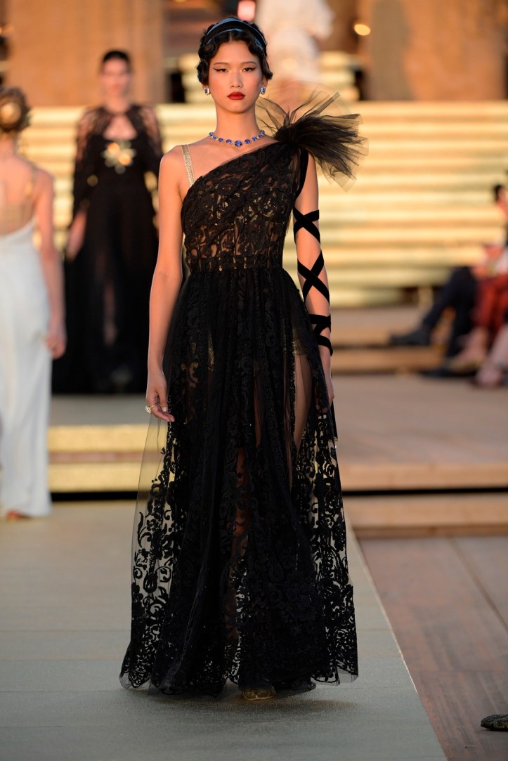 Dolce&amp;Gabbana_Alta Moda_Agrigento_2019_Runway (29)