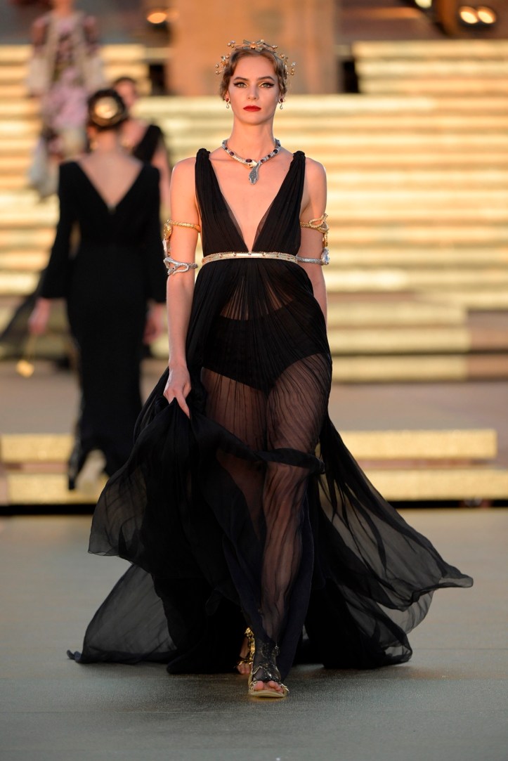 Dolce&amp;Gabbana_Alta Moda_Agrigento_2019_Runway (32)