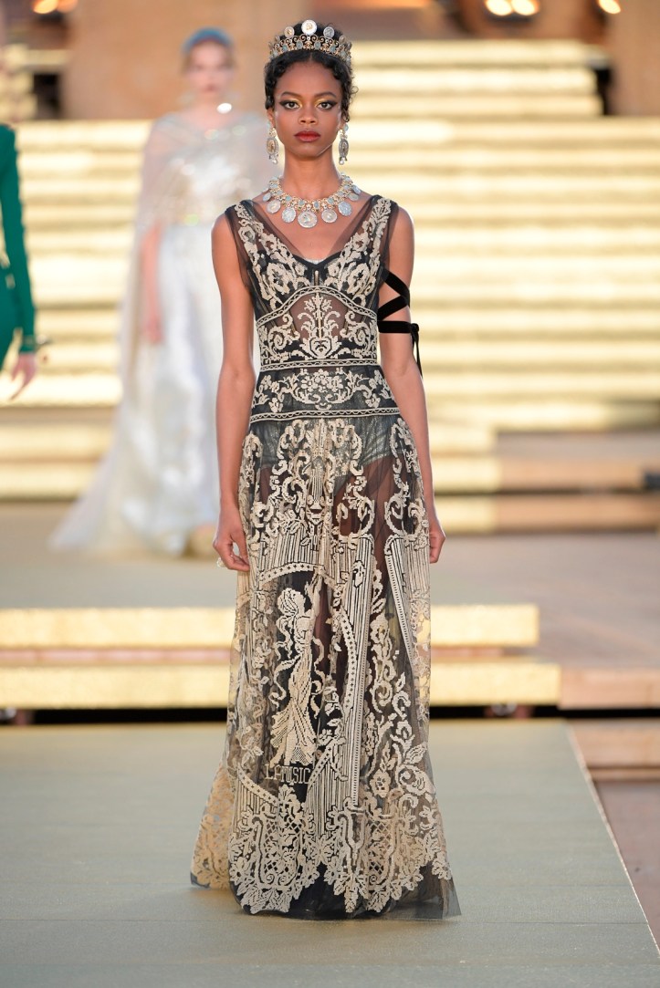 Dolce&amp;Gabbana_Alta Moda_Agrigento_2019_Runway (61)