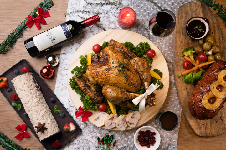 Holiday Inn Singapore Atrium_Traditional Christmas Package