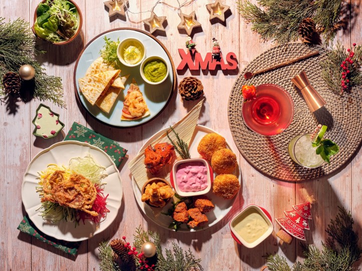 Poolside Festive.jpg