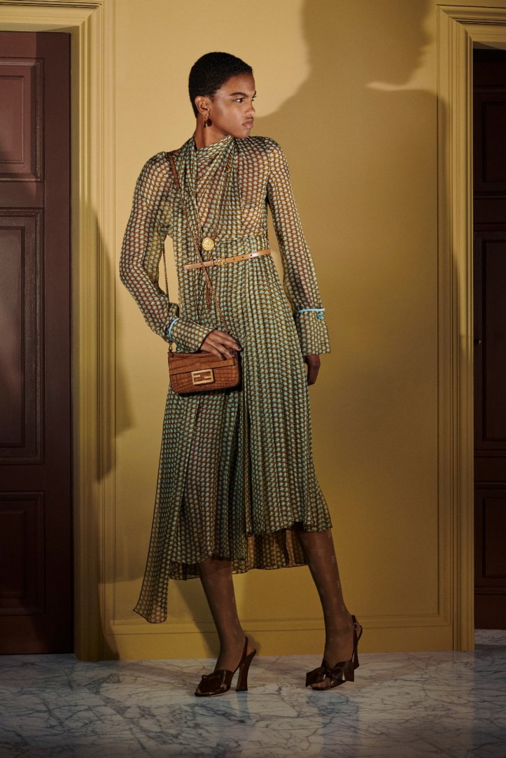 17_FENDI W Resort 2020