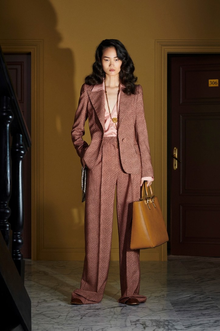 36_FENDI W Resort 2020