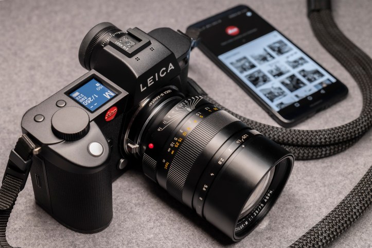 leica_sl2_m-noctilux_and_app.jpg