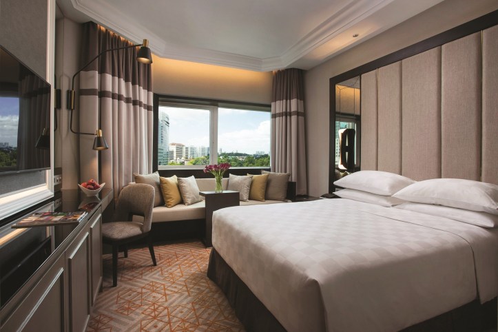 Deluxe Queen_brighten_OrchardHotelSingapore.jpg